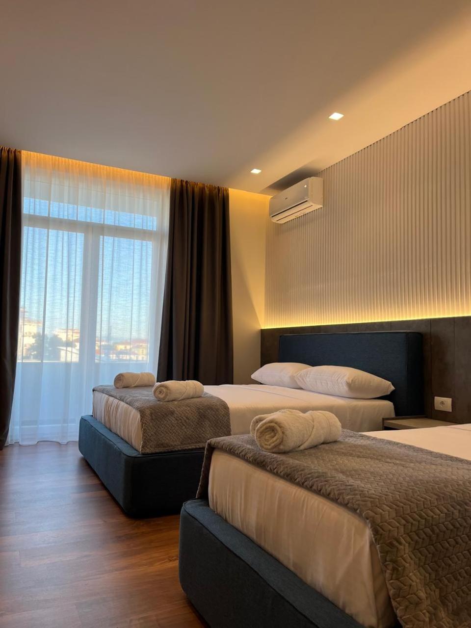 North Alb Hotel Shkoder Exterior photo
